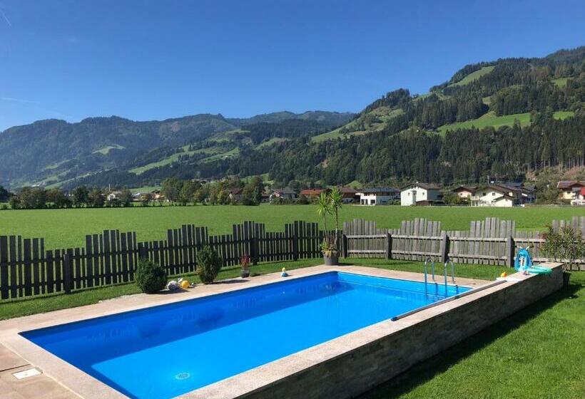 فندق Urlaub Am Bauernhof Rothof