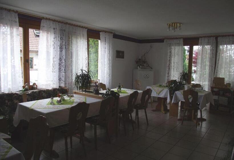 پانسیون Gästehaus Bettina