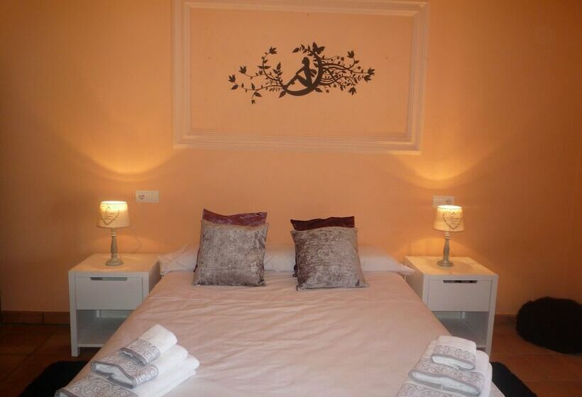 پانسیون La Masia De Tamariu