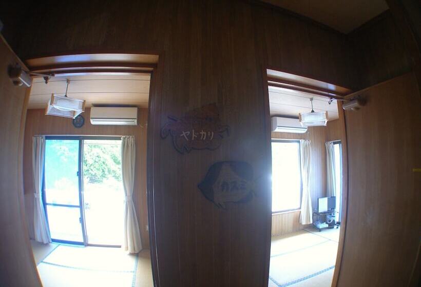 ペンション Minshuku Yadokari