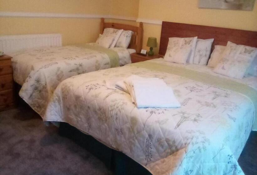 פנסיון Weybourne Guest House