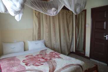هاستل Meru House Inn