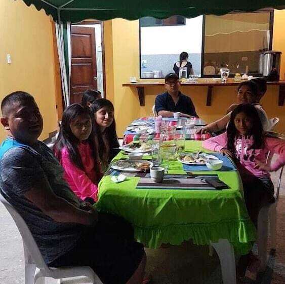 پانسیون Hostal Casa Cascada