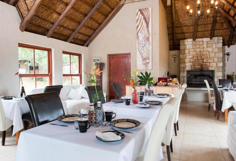 פנסיון Strawberry Fields Country Manor Guest House