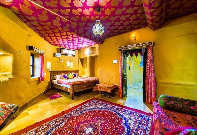پانسیون Mud Mirror Guesthouse