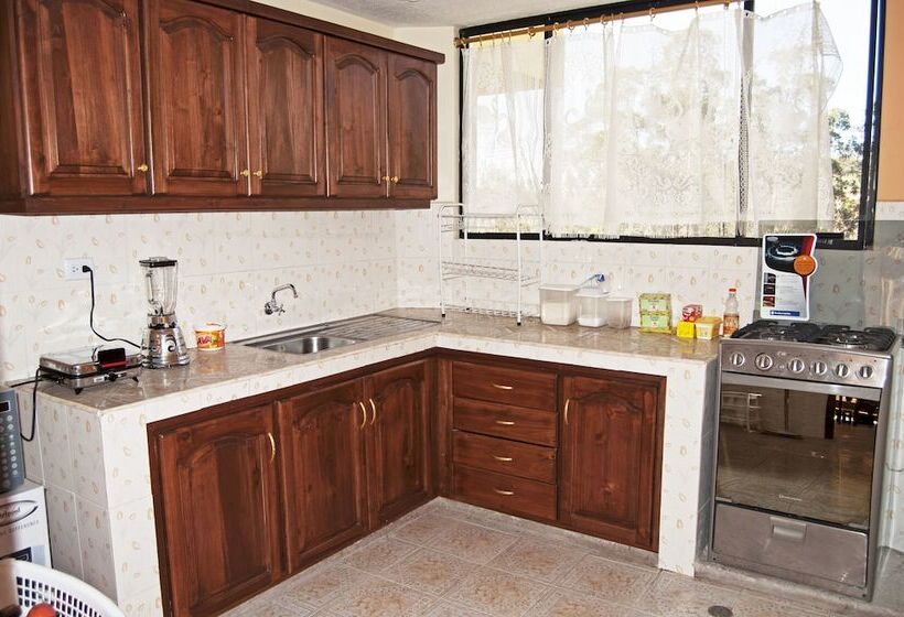 پانسیون Residencial El Viajero