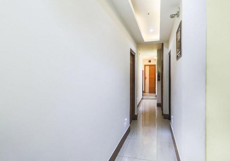 فندق صغير Shaurya Inn