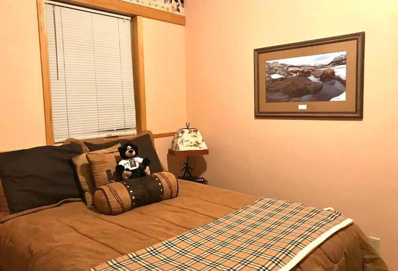 Cowboy's Lodge