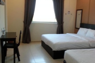 پانسیون Alor Villa