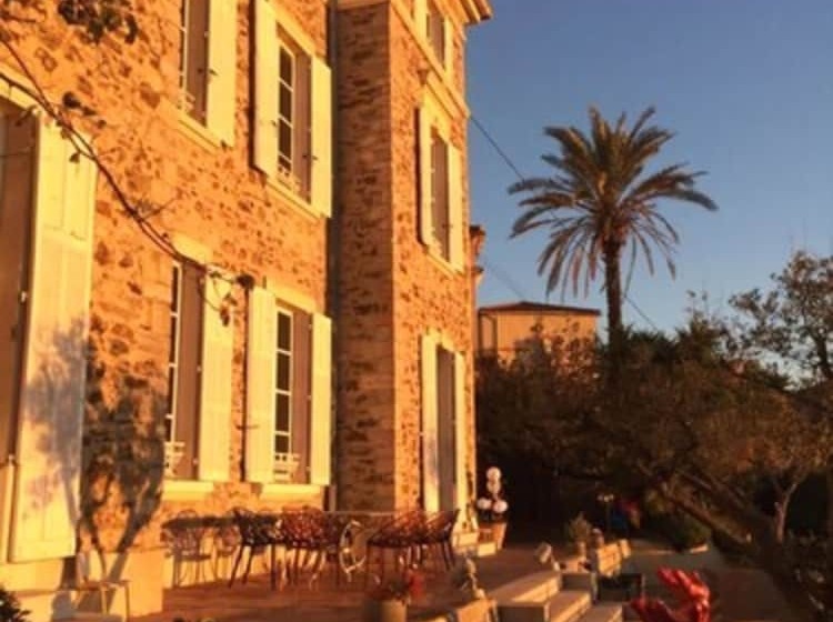 Пансион Castel Pierre Lisse