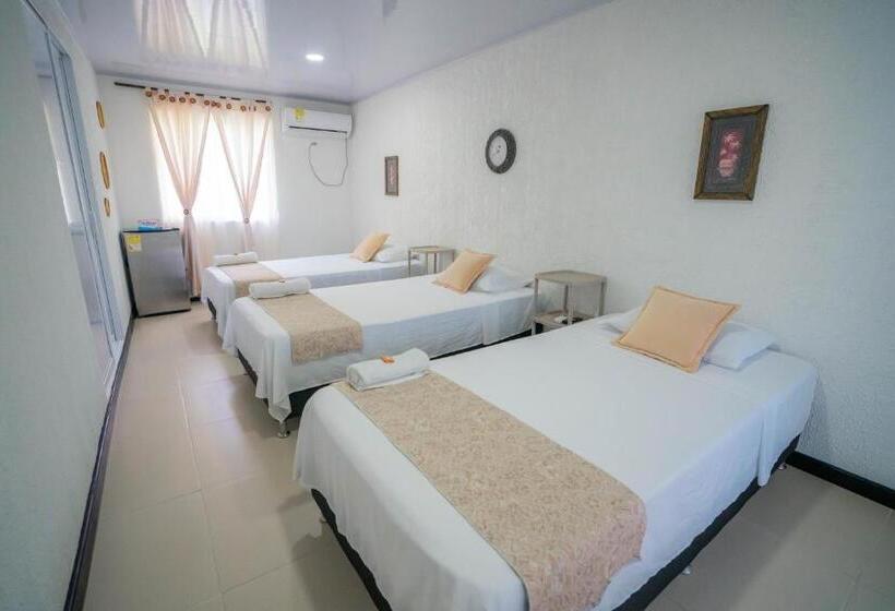 هاستل Posada Jasmina Place
