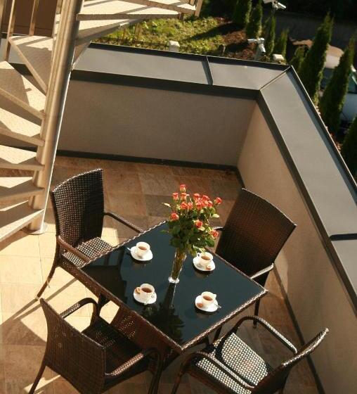 Katrin Apartments