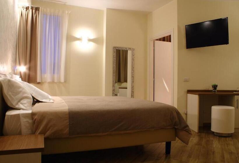 بنسيون Bhl Boutique Rooms Legnano