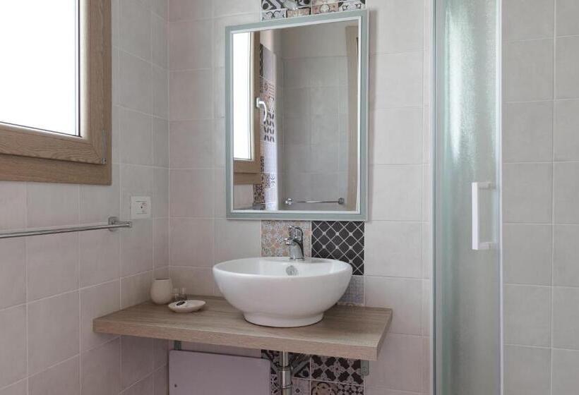 بنسيون Mediterraneo