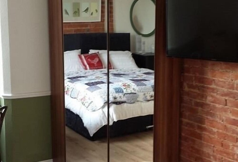 هاستل The Railway Inn Westerfield