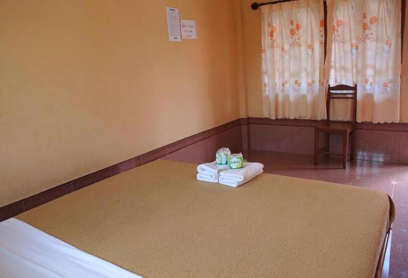 ペンション Dalom Guesthouse