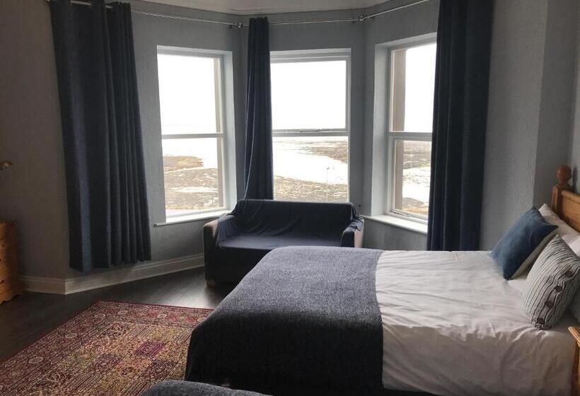 פנסיון Rolling Wave Guesthouse