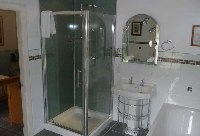 پانسیون Fludha Guest House