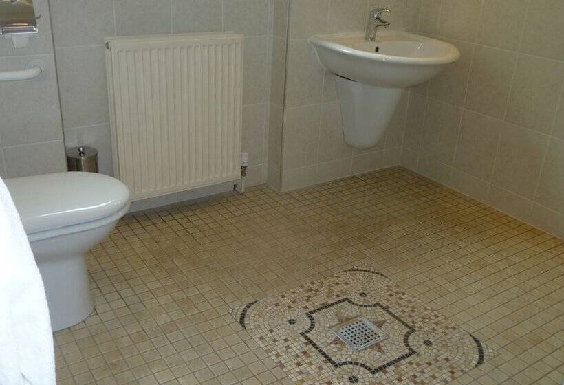 پانسیون Fludha Guest House
