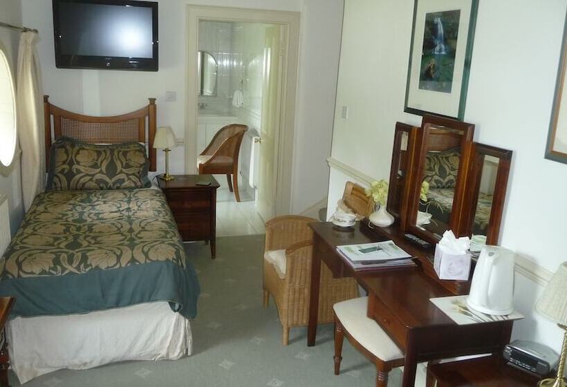 پانسیون Fludha Guest House