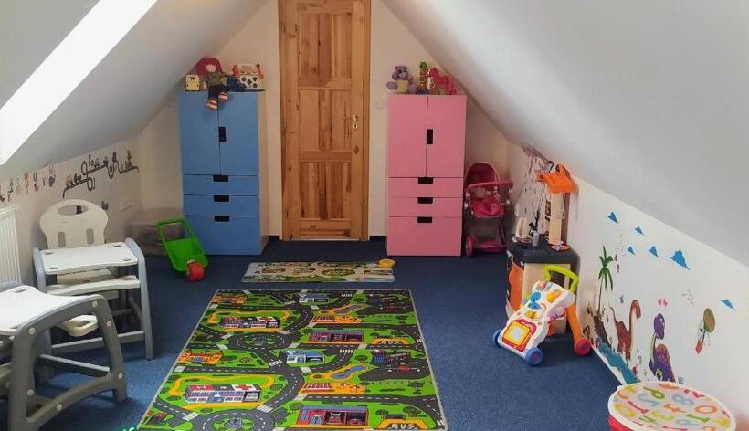 پانسیون Harrachovská Hacienda