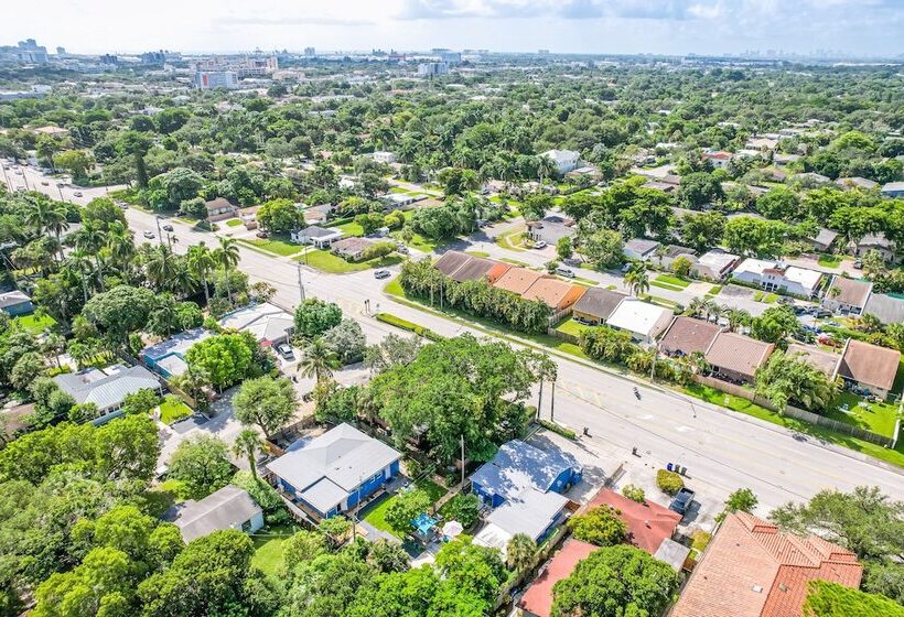 پانسیون The Blue House Fort Lauderdale