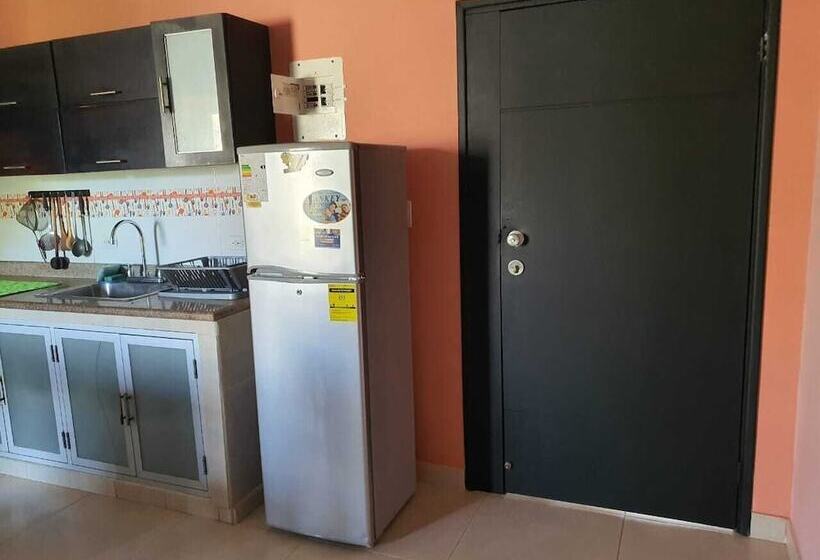 هاستل Jackuri Casa Hospedaje