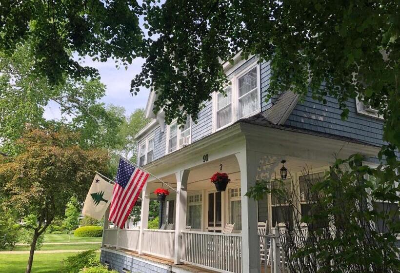 هاستل The Harbor Inn