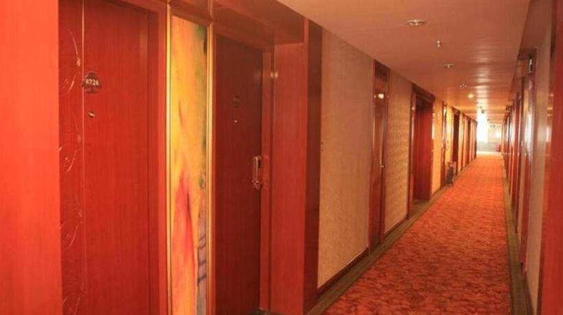 בית מלון כפרי Greentree Inn Lanzhou Yantan Road Express