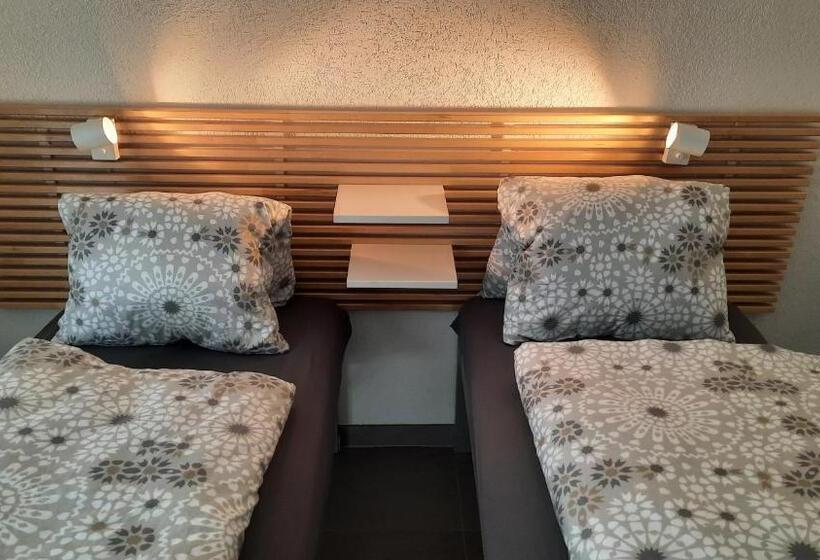 پانسیون Guesthouse Petit Pré