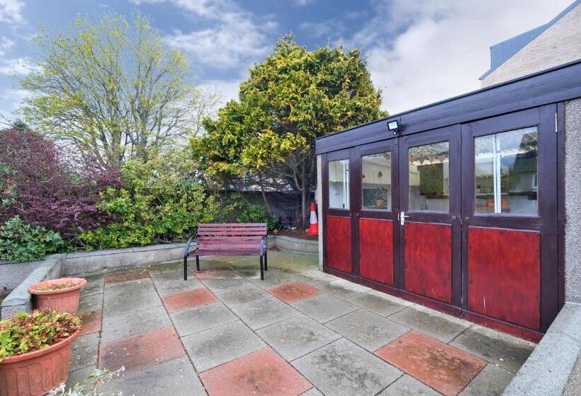 بنسيون The Jays Guest House