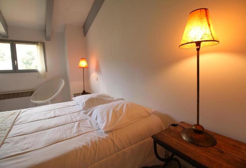 هاستل Auberge Du Col Saint Georges