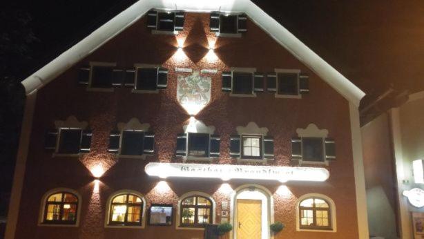הוסטל Gasthaus Brandlwirt
