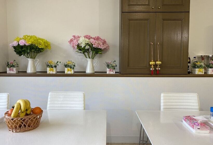 فندق Lake&forest Flower Villa