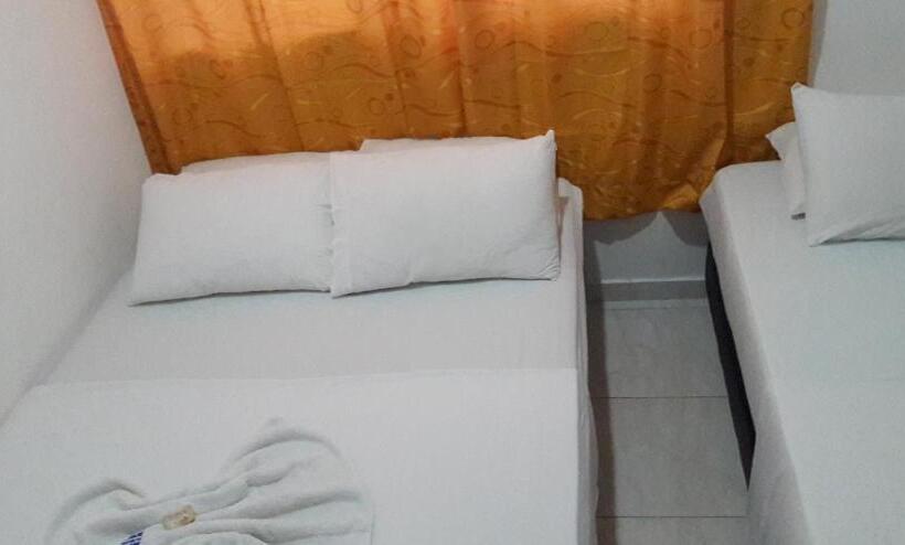 هتل Torres Del Parque No3