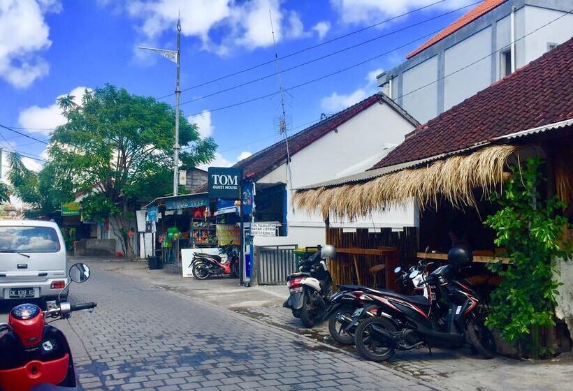 پانسیون Tom Guest House