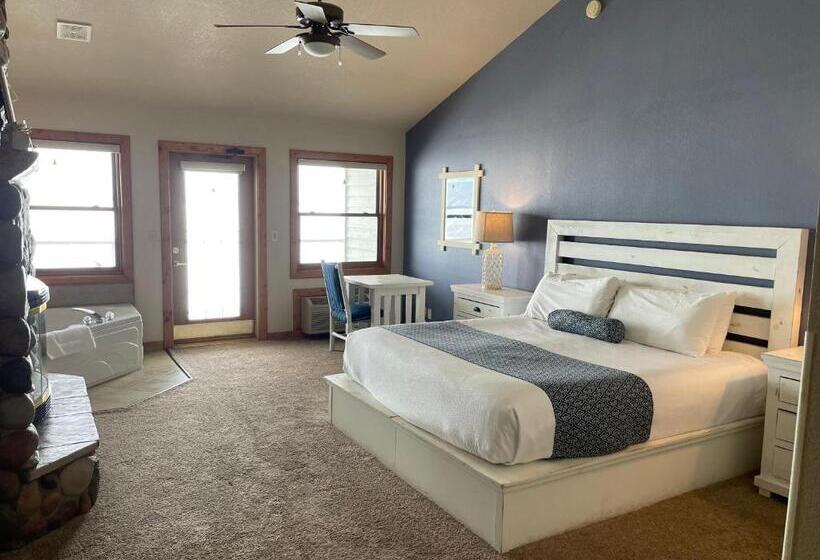 Quarterdeck Resort