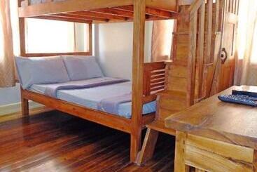 هاستل Elmar Cabin