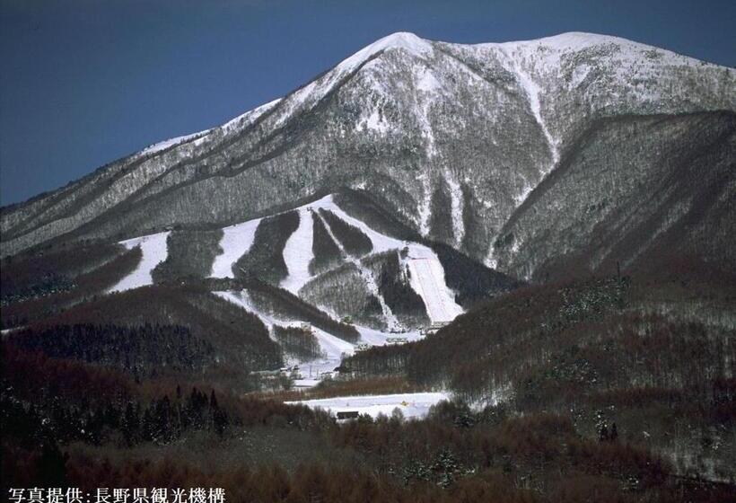 بنسيون Shioriya