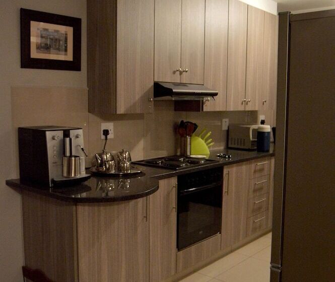 Пансион Shalimar B&b