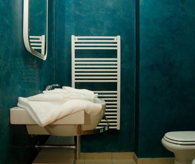 هتل I Cinque Pini