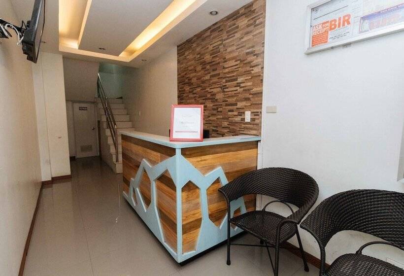 בית מלון כפרי Reddoorz Near Bambang Station