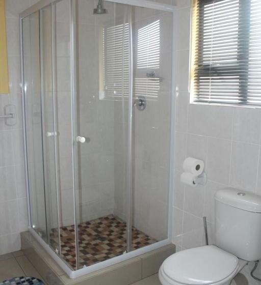 פנסיון Mbopha Guest House