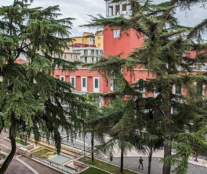 پانسیون Vittoria Guest House Battipaglia