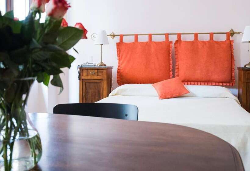 پانسیون Vittoria Guest House Battipaglia
