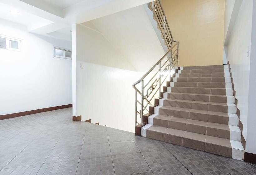 בית מלון כפרי Reddoorz Plus @ Aurora Hill Baguio