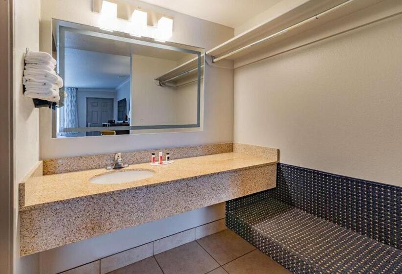 فندق على الطريق Days Inn By Wyndham Winnemucca