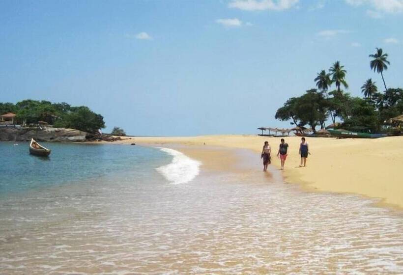 تختخواب و صبحانه Ishmajoso Lodge
