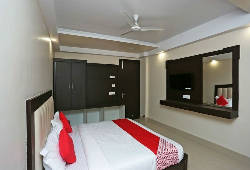 هتل Collection O 30916 Agk Residency
