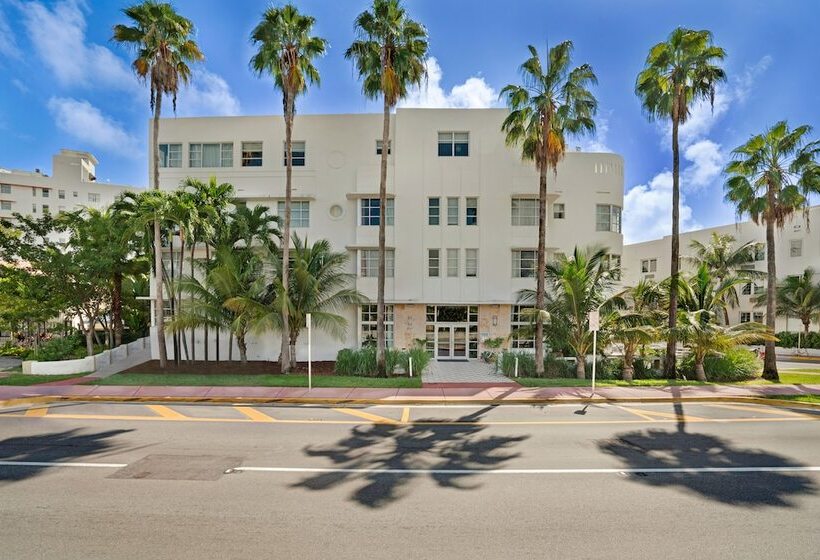 هتل Trouvail Miami Beach